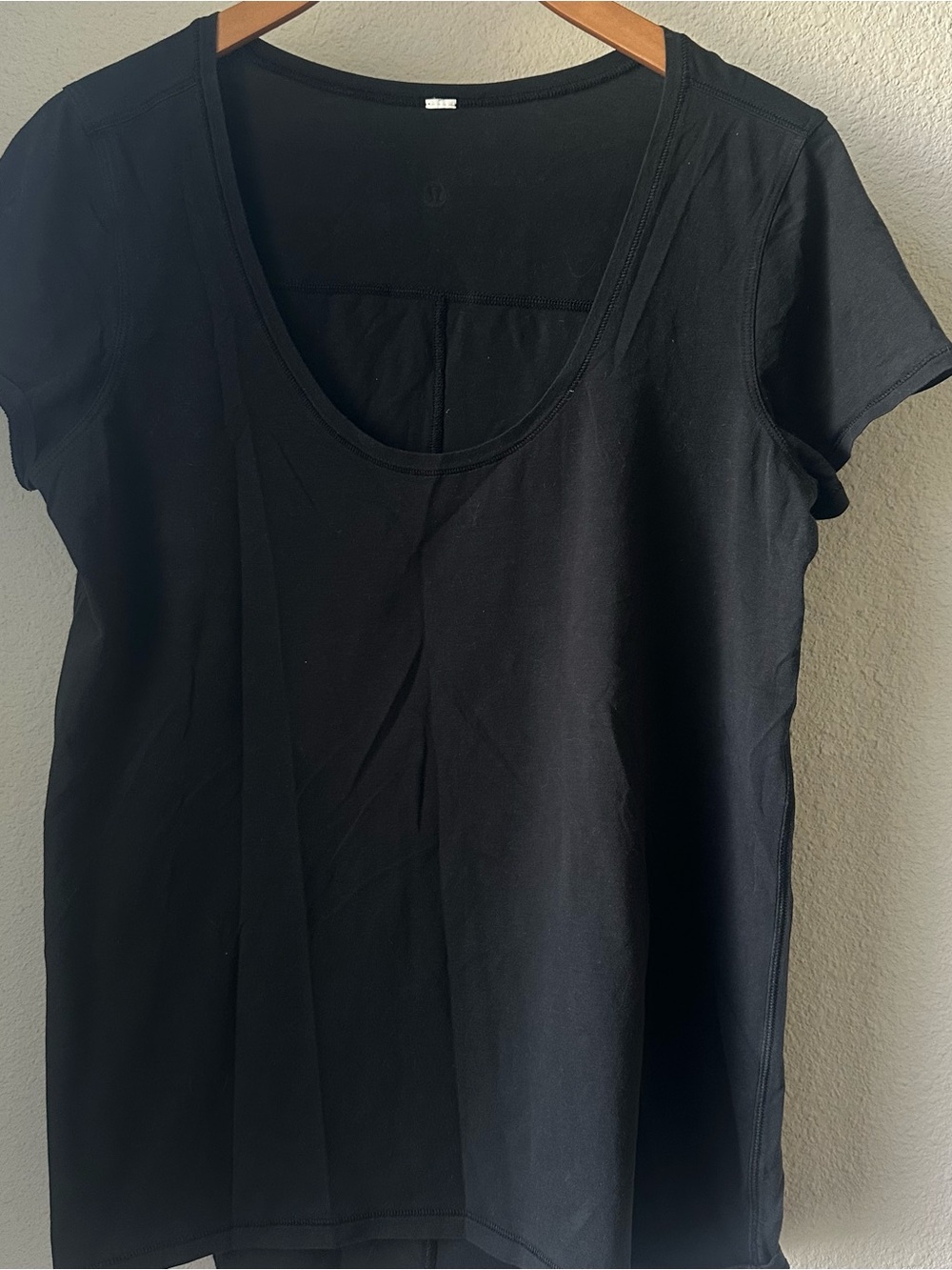 lululemon athletica Black Scoop-Neck Short Sleeve Tee